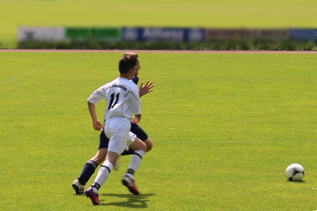 足协新闻发言人：正依规认真处理准入投诉材料.